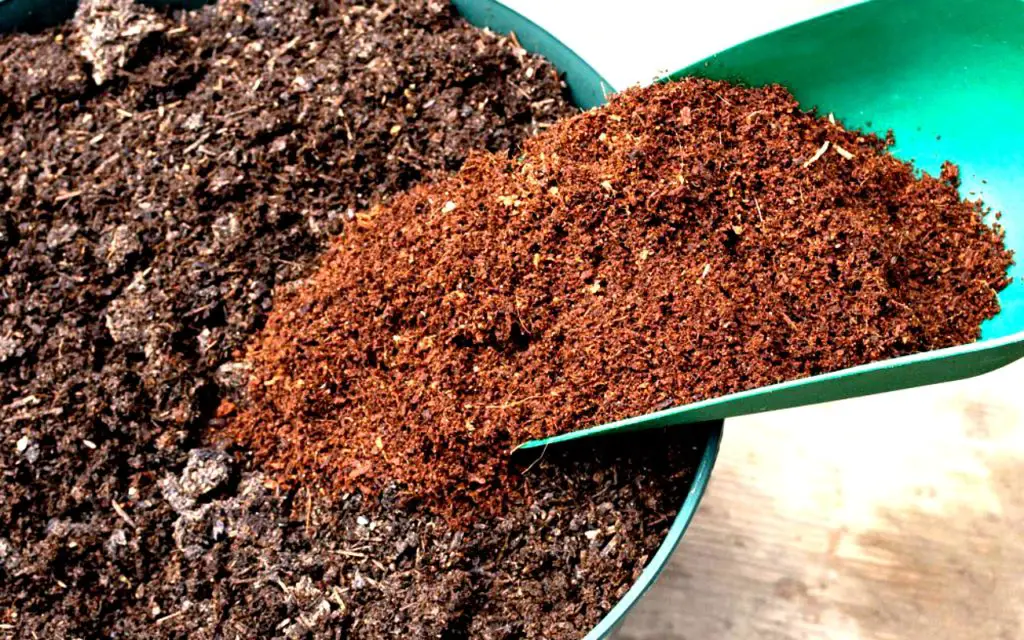 how to add coco coir to soil