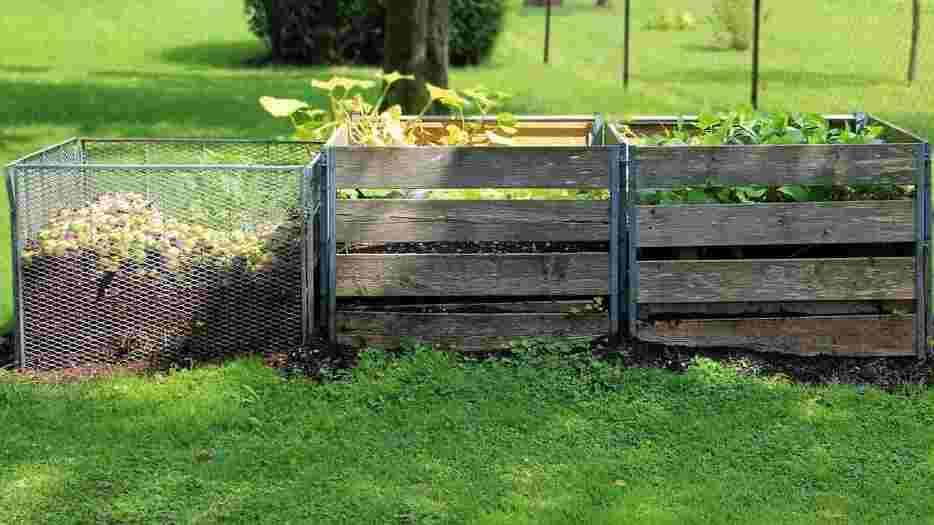 green and brown compost ingredients